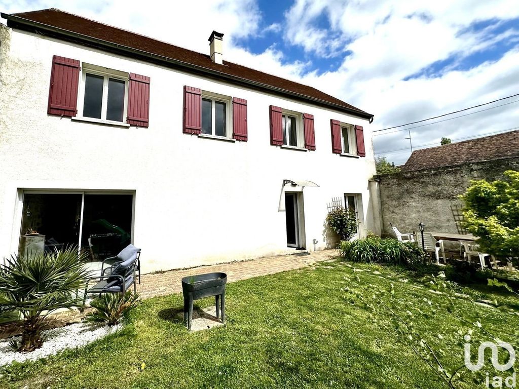 Achat maison à vendre 4 chambres 168 m² - Achères-la-Forêt