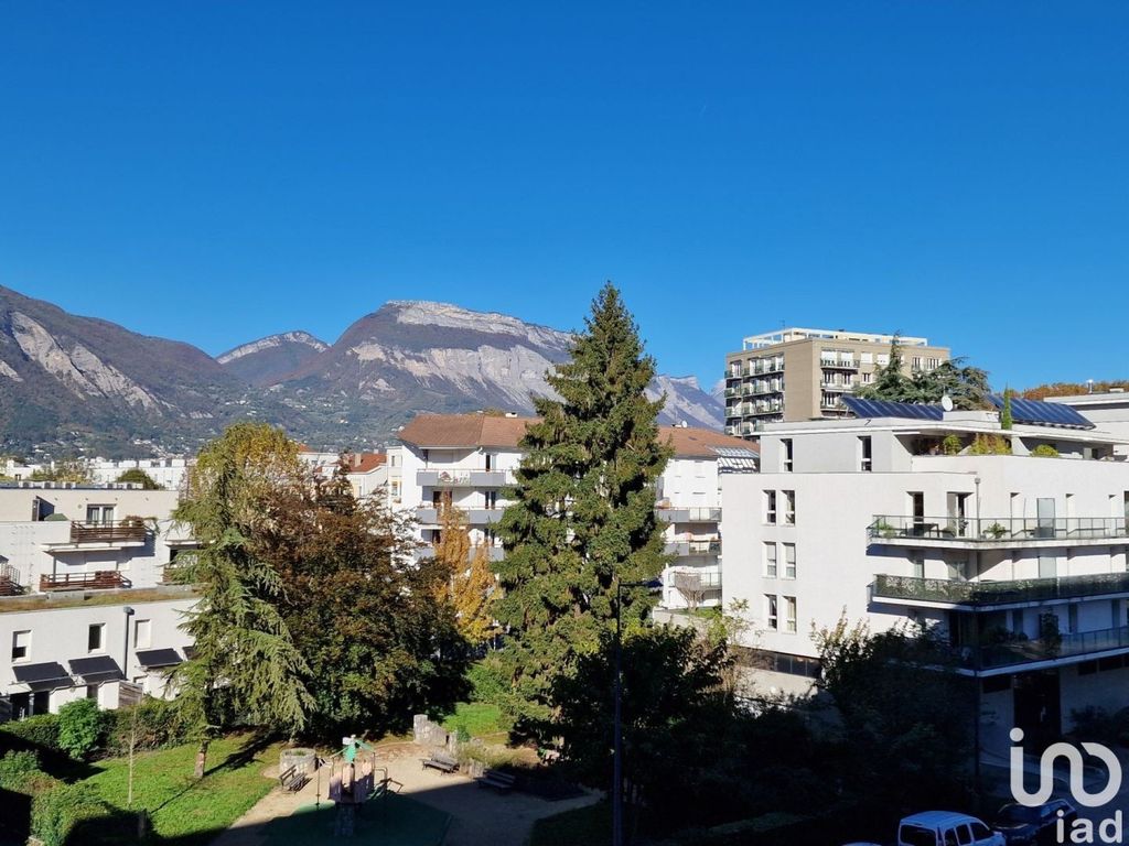 Achat appartement à vendre 3 pièces 58 m² - Grenoble