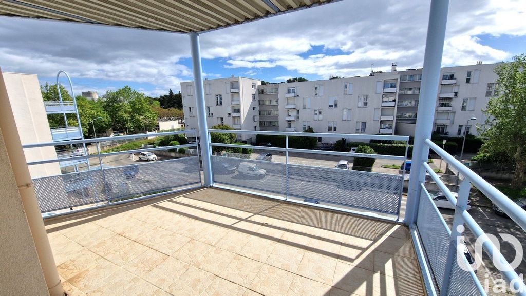 Achat appartement à vendre 4 pièces 64 m² - Bagnols-sur-Cèze