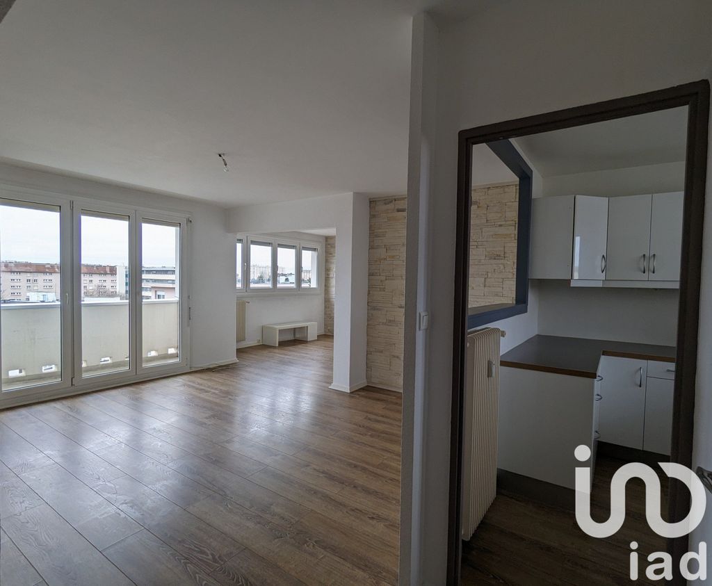 Achat appartement à vendre 4 pièces 72 m² - Besançon