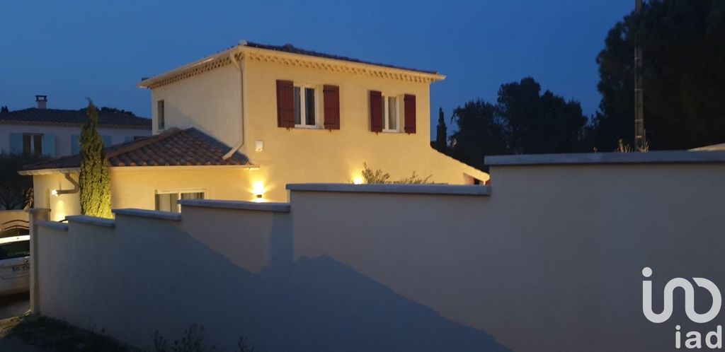Achat maison à vendre 3 chambres 104 m² - Villeneuve-lès-Avignon