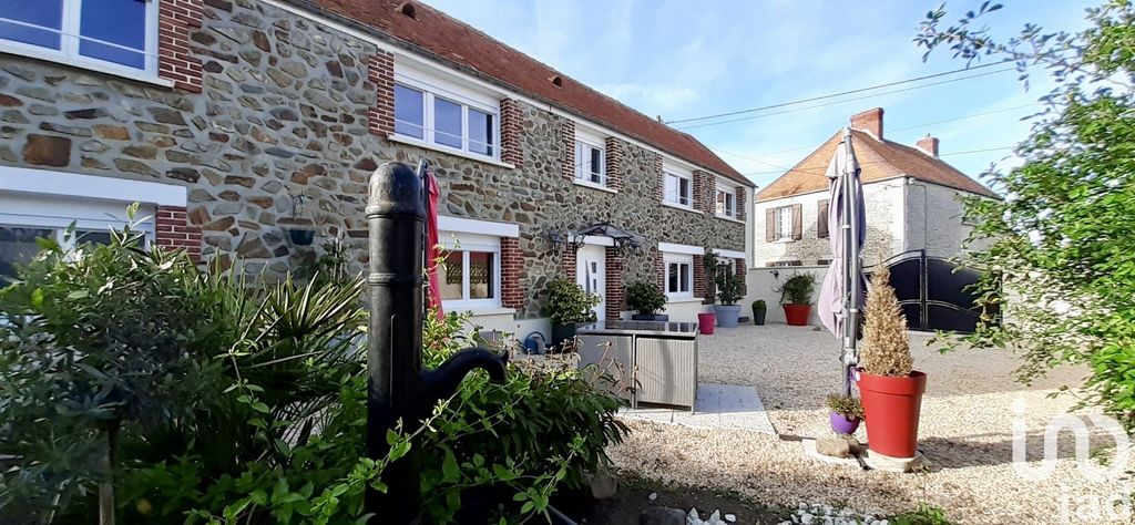 Achat maison à vendre 3 chambres 150 m² - Saint-Pierre-en-Auge