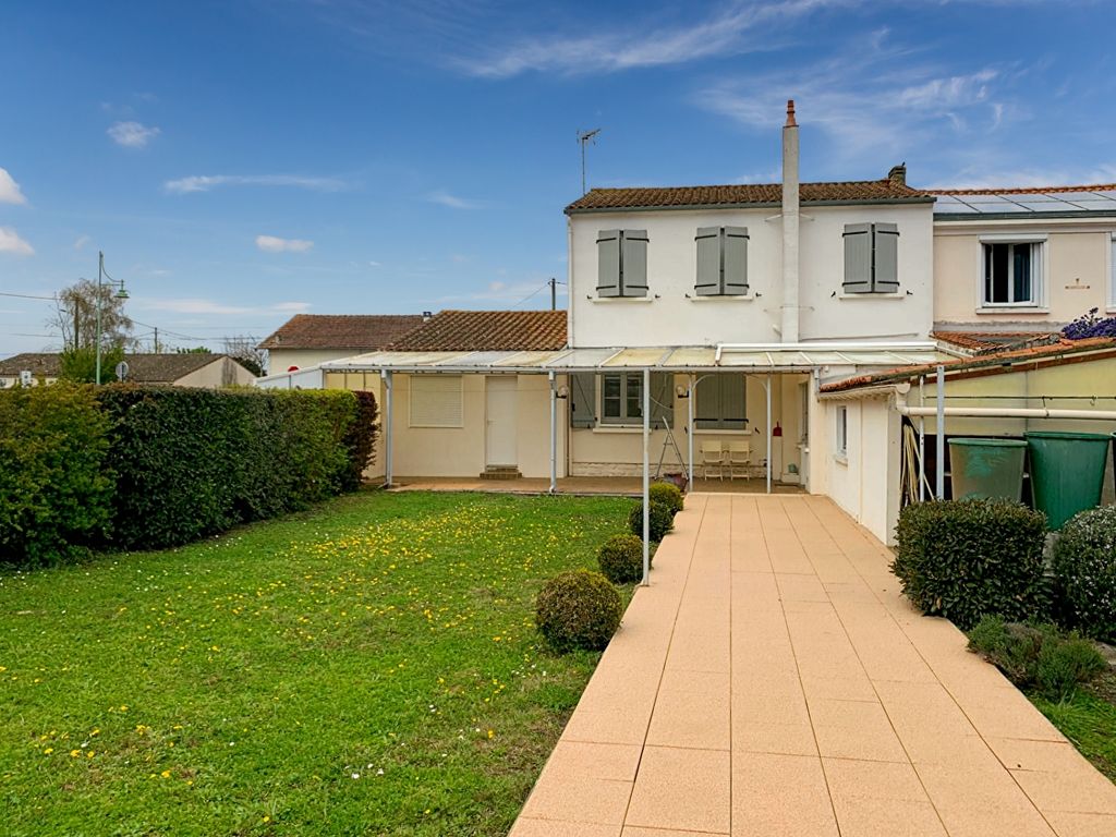 Achat maison à vendre 3 chambres 100 m² - Tonnay-Charente
