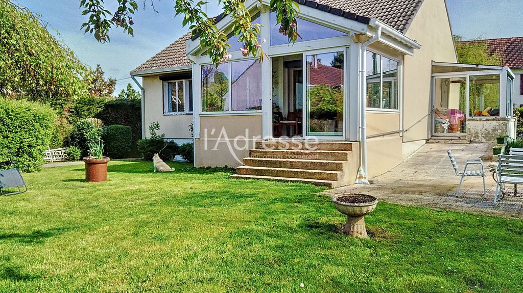 Achat maison à vendre 3 chambres 94 m² - Montceaux-lès-Meaux