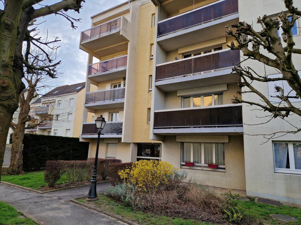 Achat appartement à vendre 3 pièces 73 m² - Sucy-en-Brie