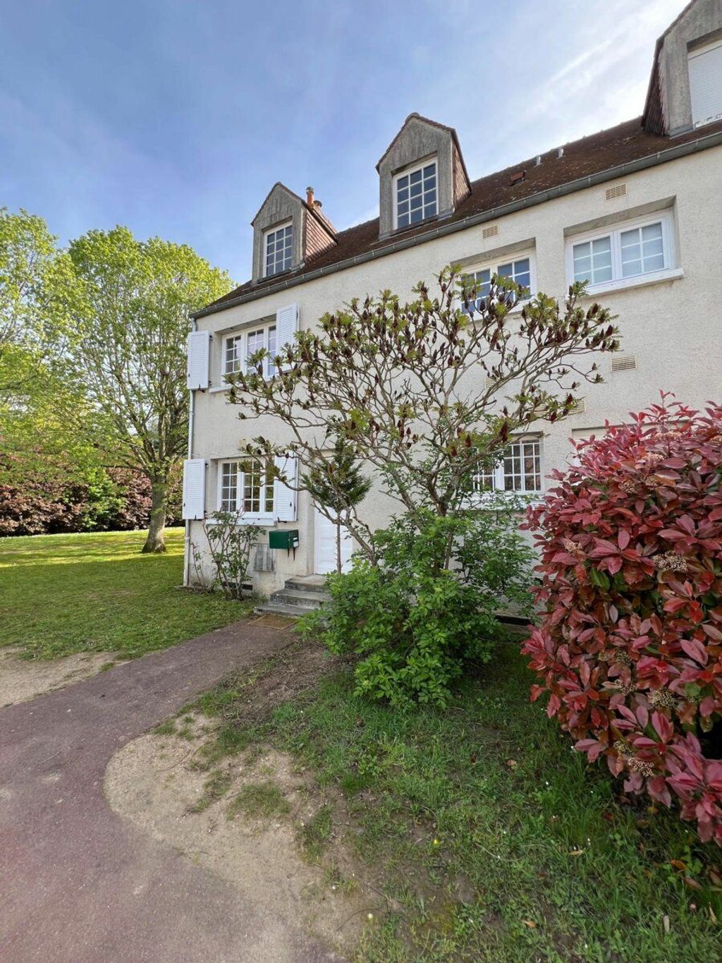 Achat maison à vendre 3 chambres 97 m² - Saint-Denis-en-Val