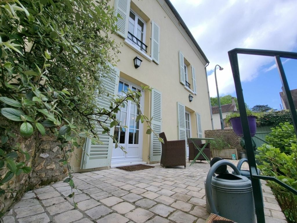 Achat maison à vendre 4 chambres 210 m² - Chambourcy