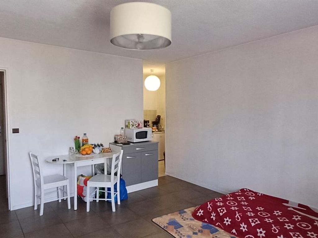 Achat studio à vendre 31 m² - Pau