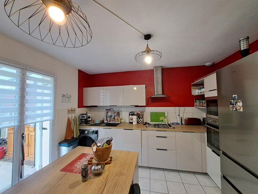 Achat maison à vendre 3 chambres 81 m² - Crozes-Hermitage