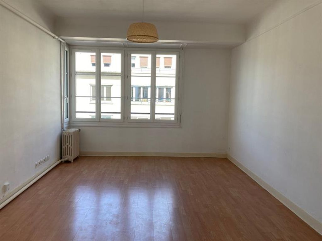 Achat appartement à vendre 3 pièces 60 m² - Lisieux