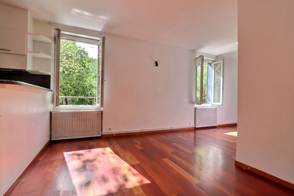 Achat appartement à vendre 2 pièces 47 m² - Aubervilliers