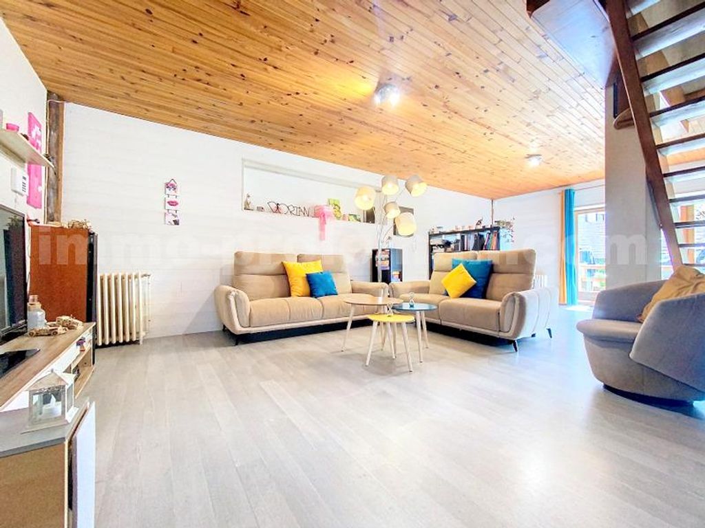 Achat maison à vendre 5 chambres 216 m² - Saint-Jean-de-Tholome