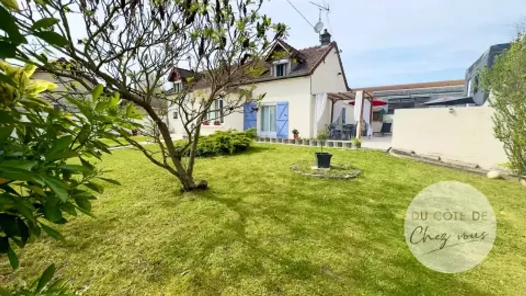 Achat maison à vendre 4 chambres 171 m² - La Chapelle-Saint-Luc
