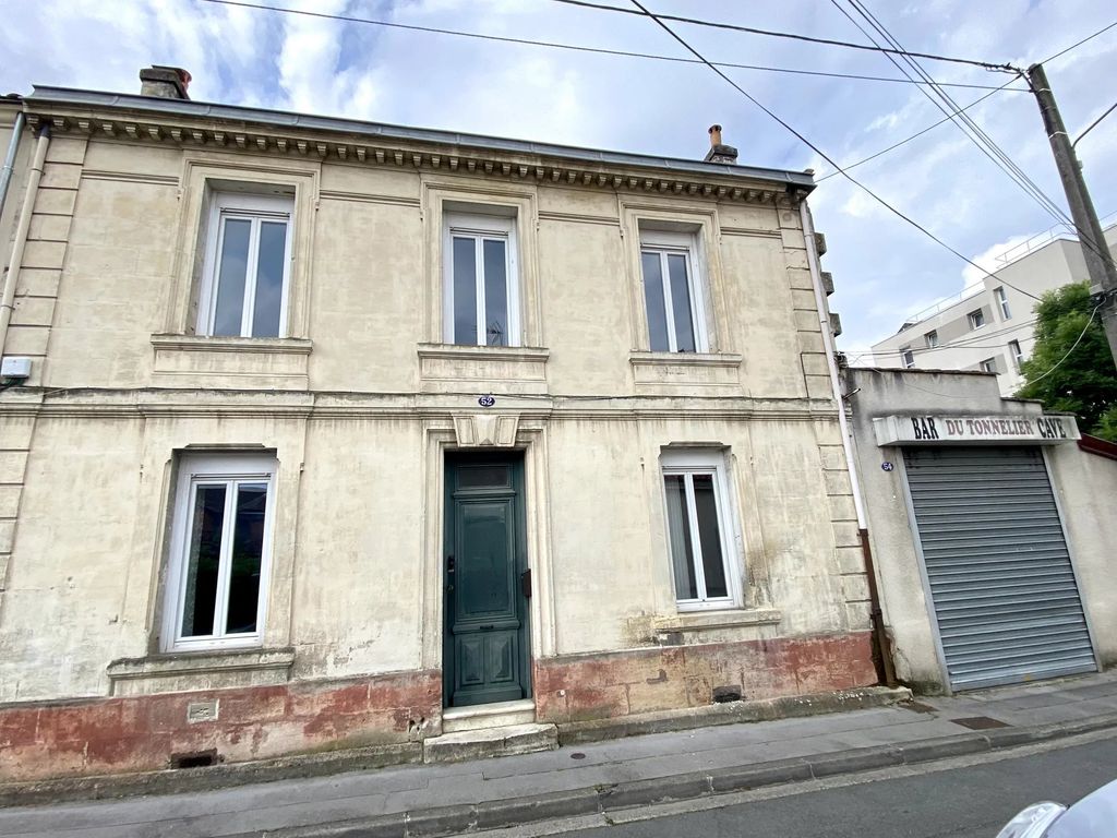 Achat maison à vendre 4 chambres 260 m² - Bordeaux