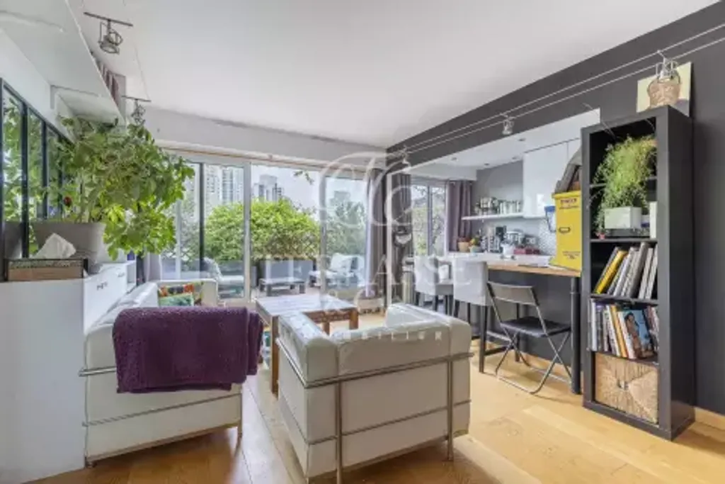 Achat appartement à vendre 3 pièces 85 m² - Paris 19ème arrondissement
