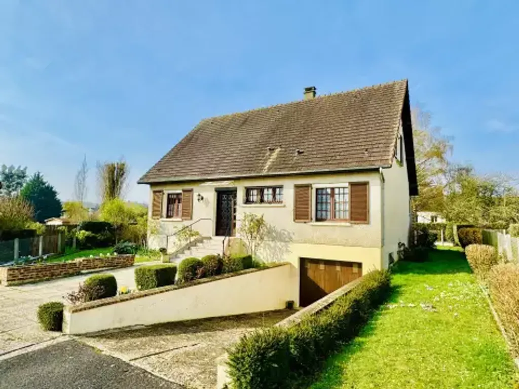 Achat maison à vendre 4 chambres 143 m² - Breuil-le-Vert