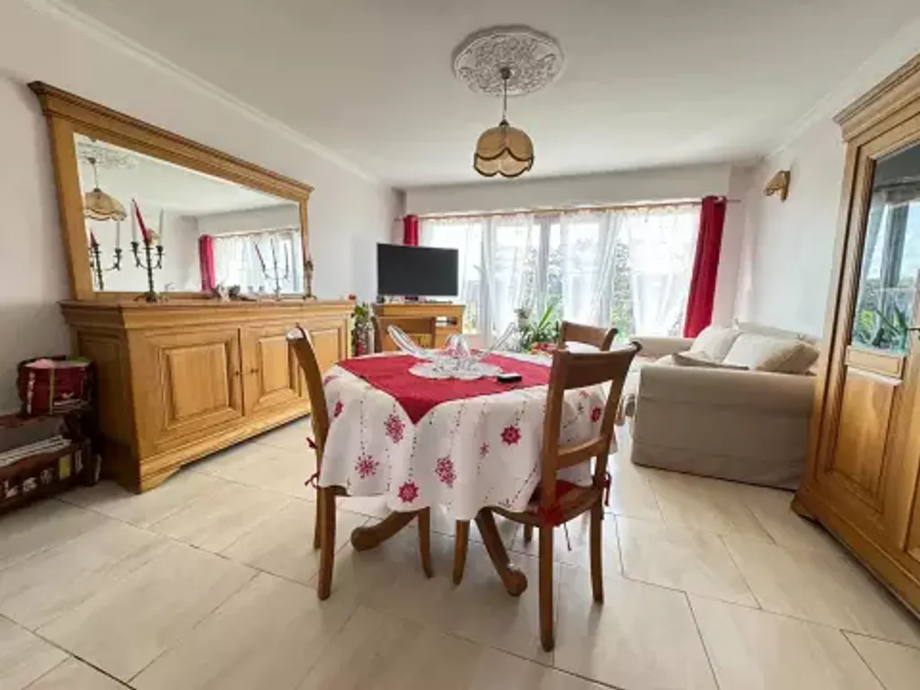 Achat appartement à vendre 3 pièces 81 m² - Roubaix