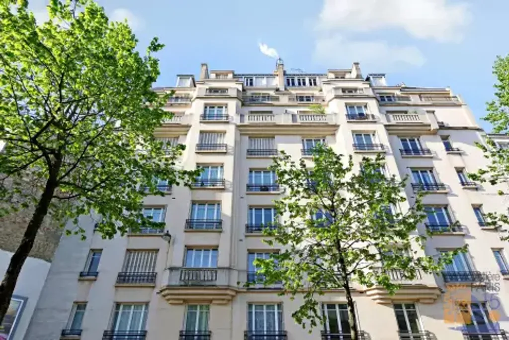 Achat appartement à vendre 3 pièces 79 m² - Paris 15ème arrondissement