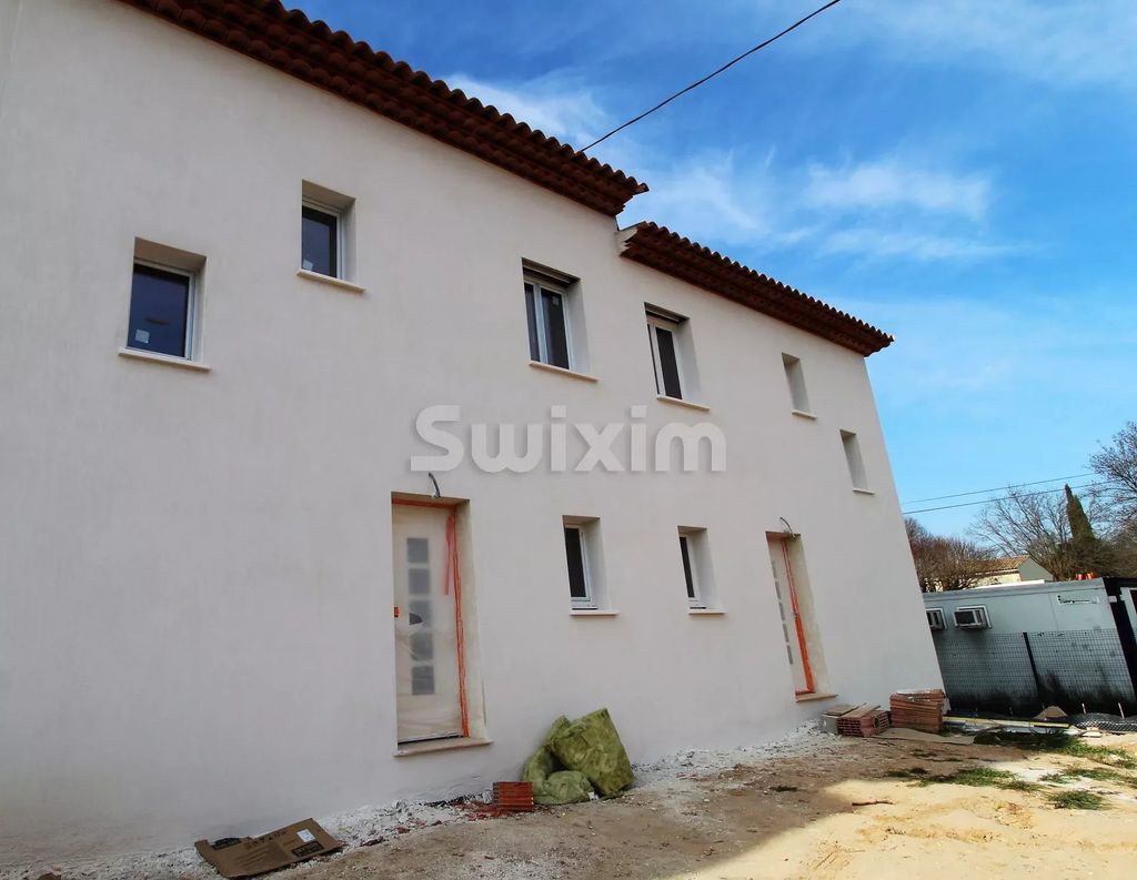 Achat maison à vendre 2 chambres 75 m² - Vidauban