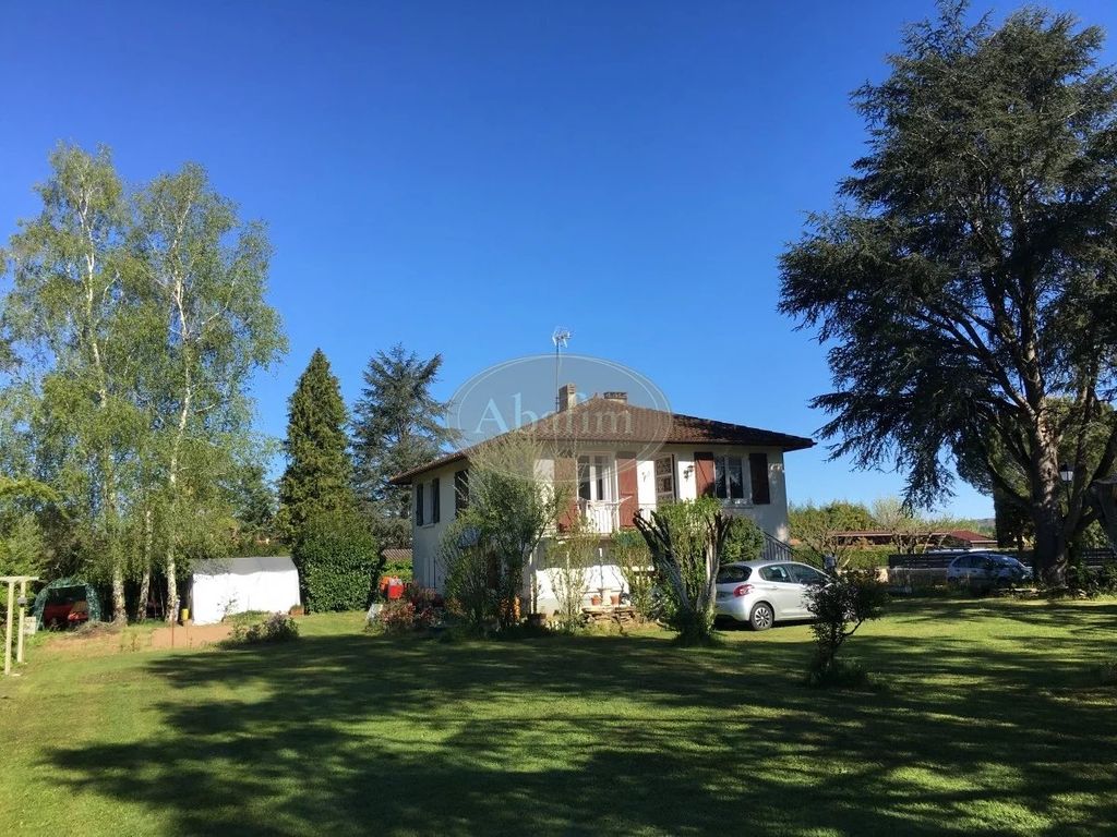 Achat maison à vendre 4 chambres 125 m² - Sauveterre-de-Béarn