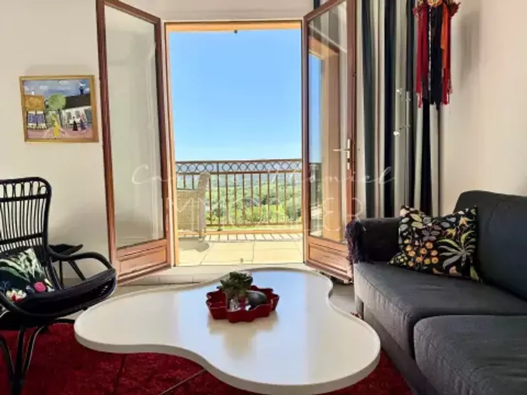 Achat appartement à vendre 3 pièces 81 m² - Grimaud