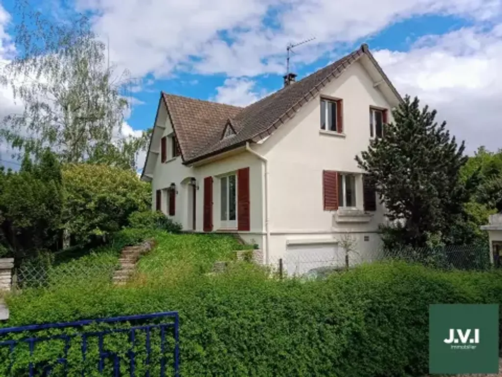 Achat maison à vendre 5 chambres 213 m² - Montmorency