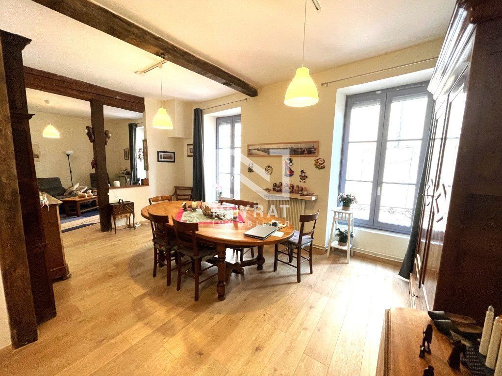 Achat appartement à vendre 4 pièces 118 m² - Chalon-sur-Saône
