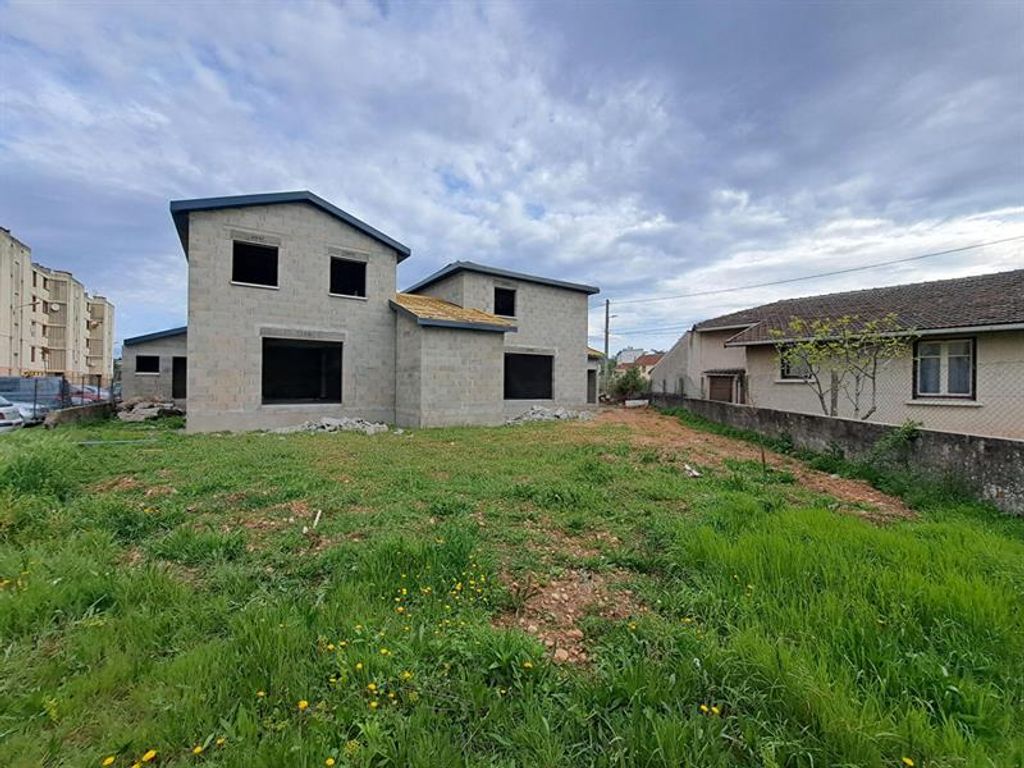 Achat maison à vendre 3 chambres 97 m² - Le Péage-de-Roussillon
