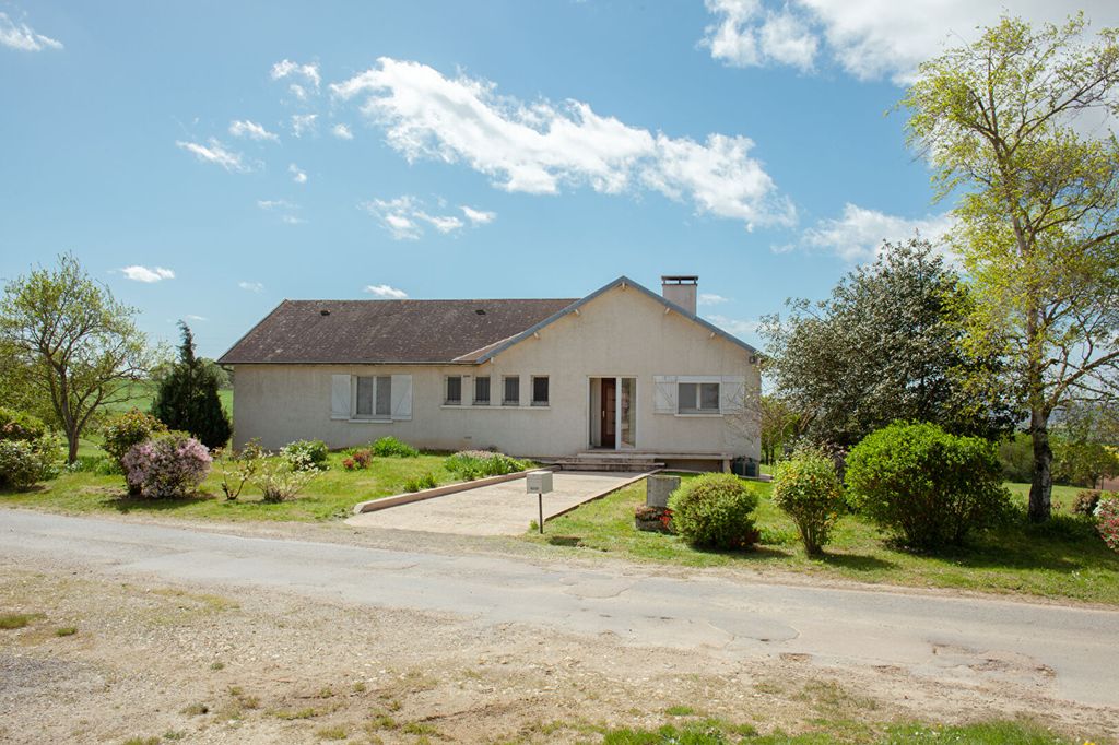 Achat maison à vendre 4 chambres 130 m² - Saint-Clément