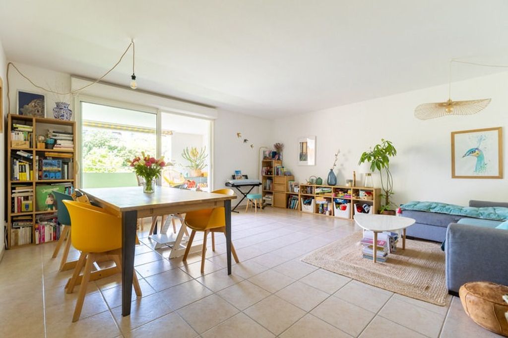 Achat appartement à vendre 3 pièces 73 m² - Marseille 8ème arrondissement