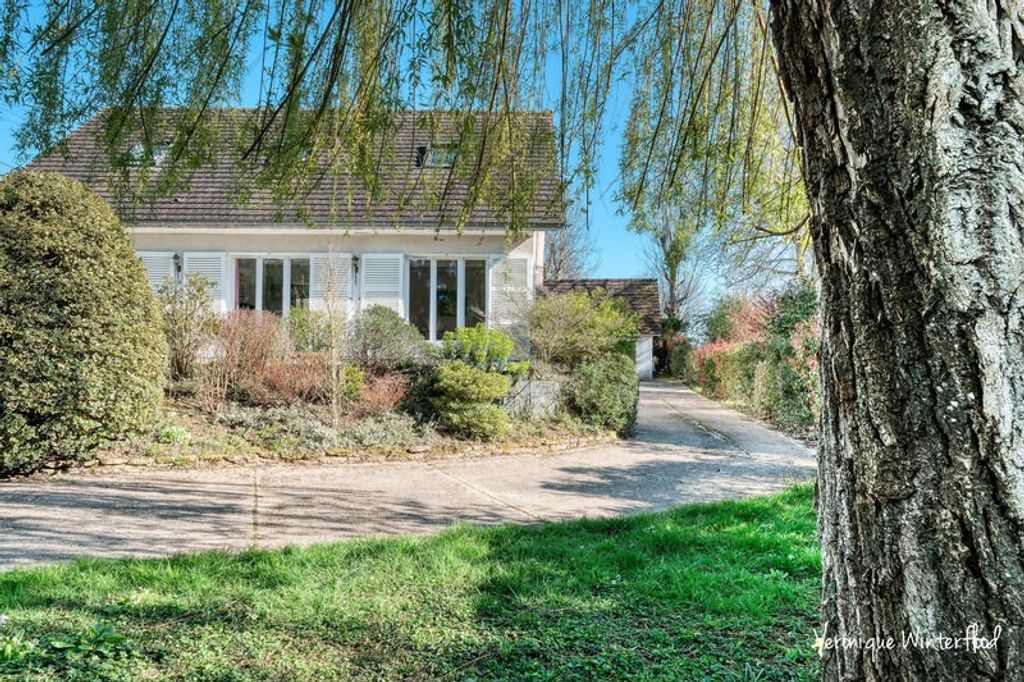 Achat maison à vendre 5 chambres 130 m² - Fontenay-Saint-Père