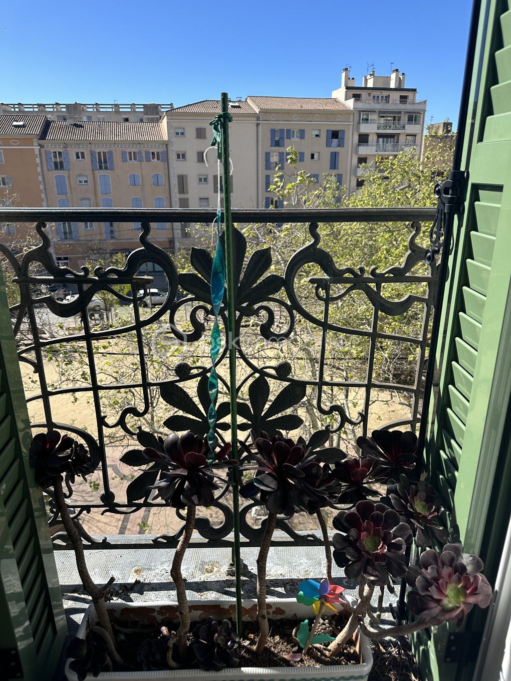 Achat appartement à vendre 3 pièces 74 m² - Toulon