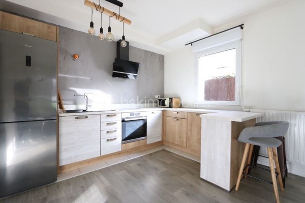 Achat appartement à vendre 2 pièces 49 m² - Romainville