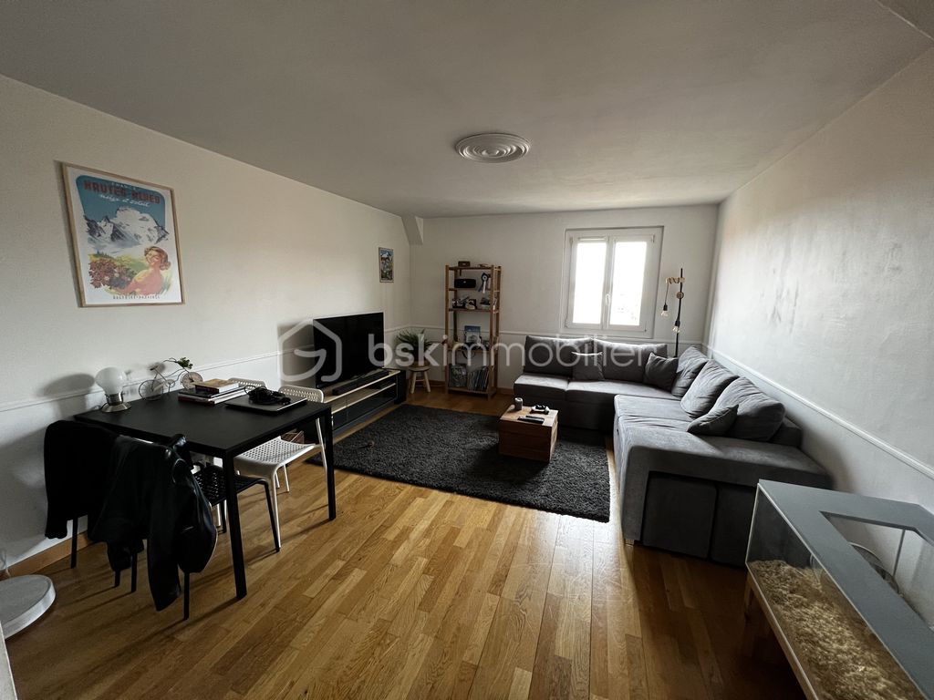 Achat appartement à vendre 2 pièces 48 m² - Sucy-en-Brie