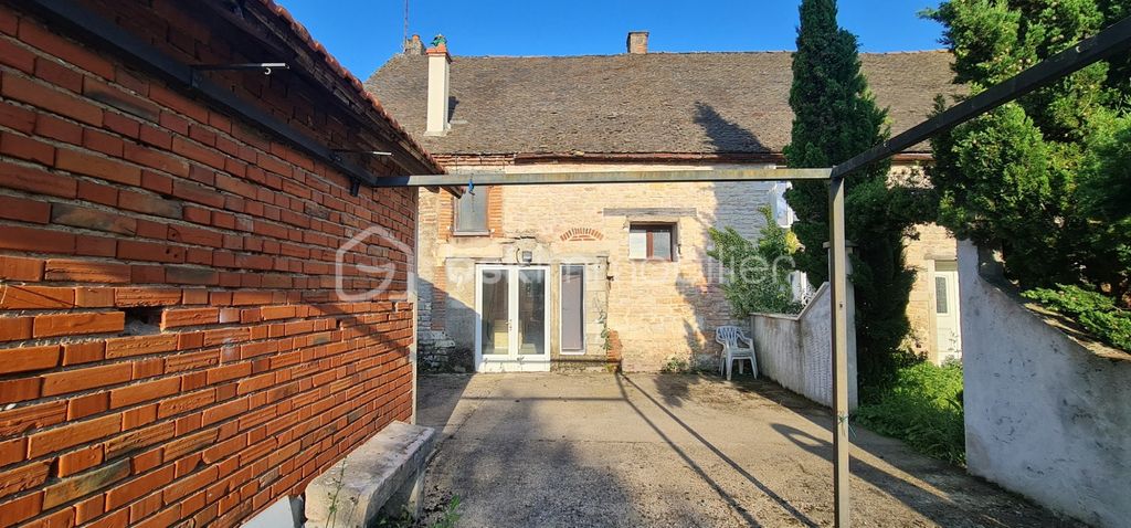 Achat maison à vendre 7 chambres 216 m² - Trugny