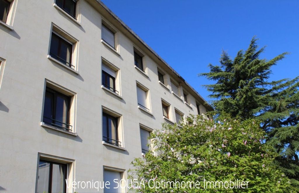 Achat appartement à vendre 5 pièces 110 m² - Saint-Germain-en-Laye