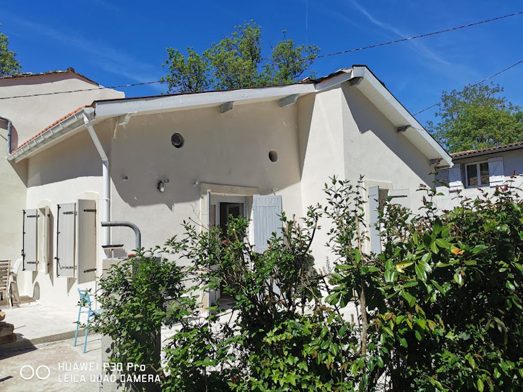 Achat maison à vendre 2 chambres 96 m² - Saint-Denis-de-Pile