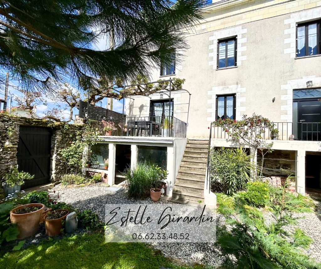 Achat maison à vendre 5 chambres 230 m² - Saint-Julien-de-Concelles