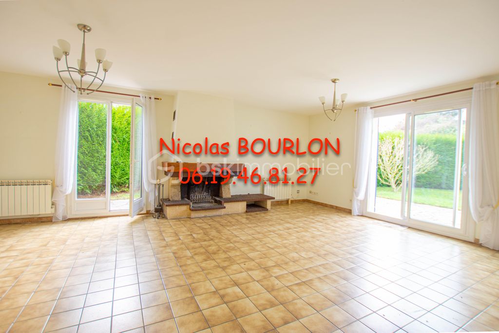 Achat maison à vendre 4 chambres 107 m² - Saint-Germain-lès-Corbeil