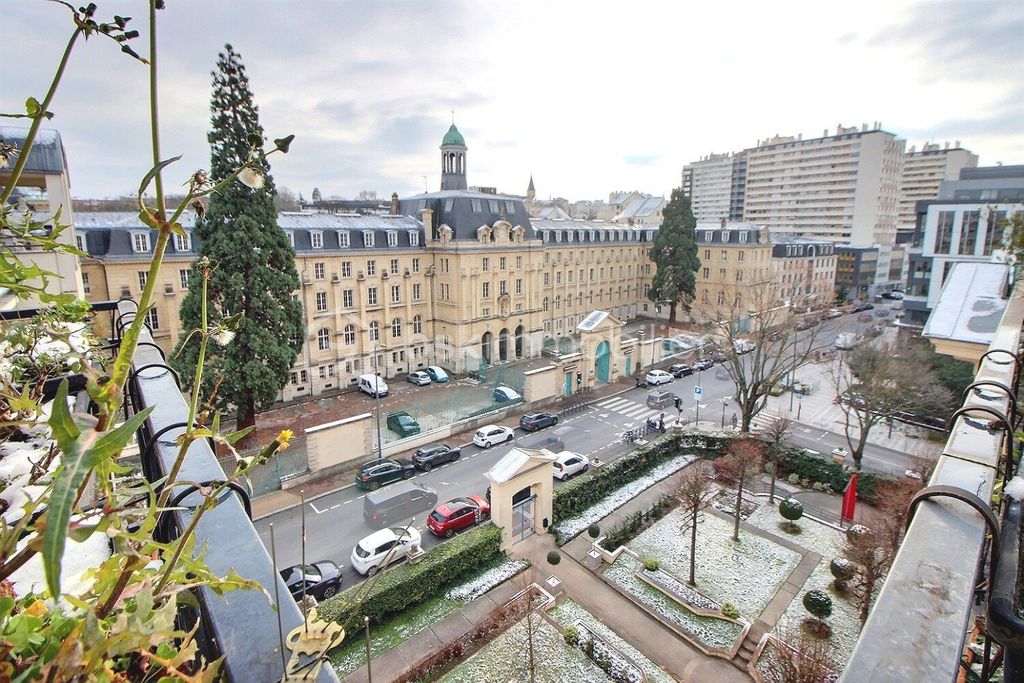 Achat appartement à vendre 2 pièces 50 m² - Issy-les-Moulineaux
