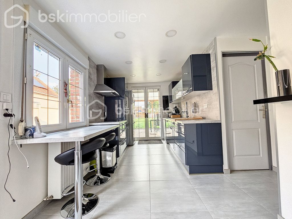 Achat maison à vendre 4 chambres 131 m² - Haveluy