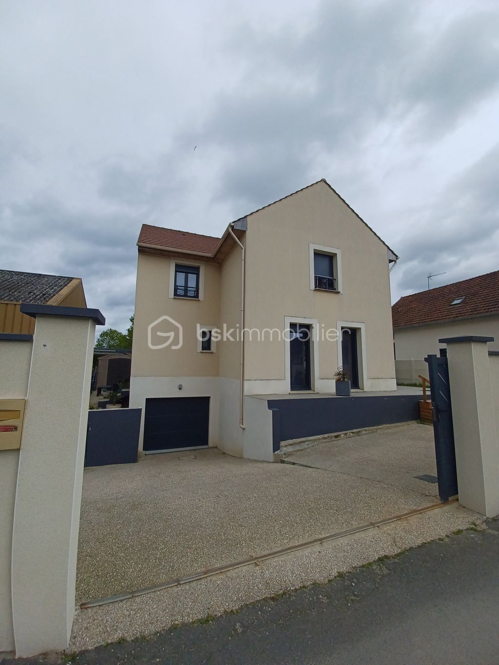 Achat maison à vendre 4 chambres 120 m² - Morigny-Champigny