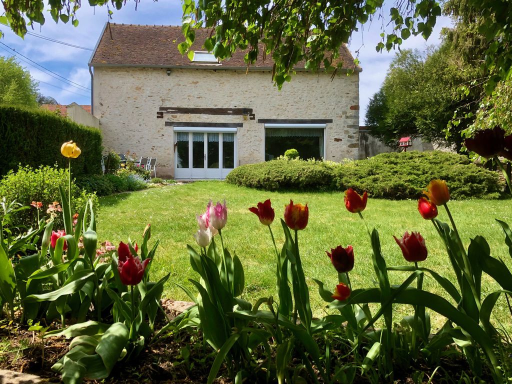 Achat maison à vendre 3 chambres 150 m² - Sancy-lès-Provins