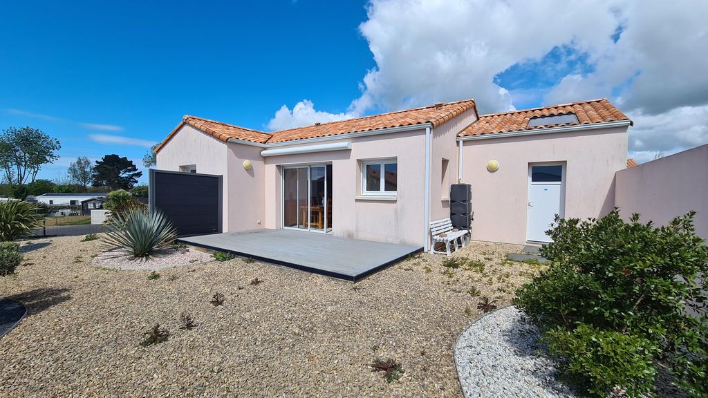 Achat maison à vendre 2 chambres 72 m² - Bretignolles-sur-Mer