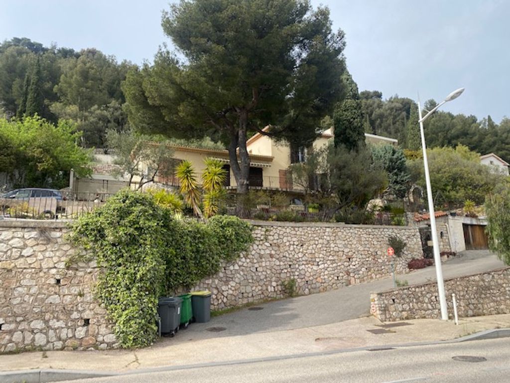 Achat maison à vendre 4 chambres 150 m² - Toulon