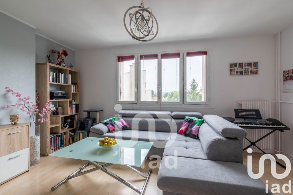 Achat appartement à vendre 4 pièces 65 m² - Les Clayes-sous-Bois