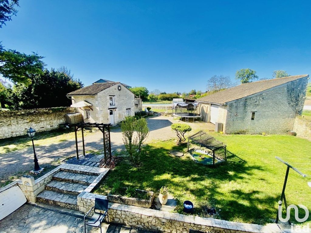 Achat maison 4 chambre(s) - Neuville-de-Poitou