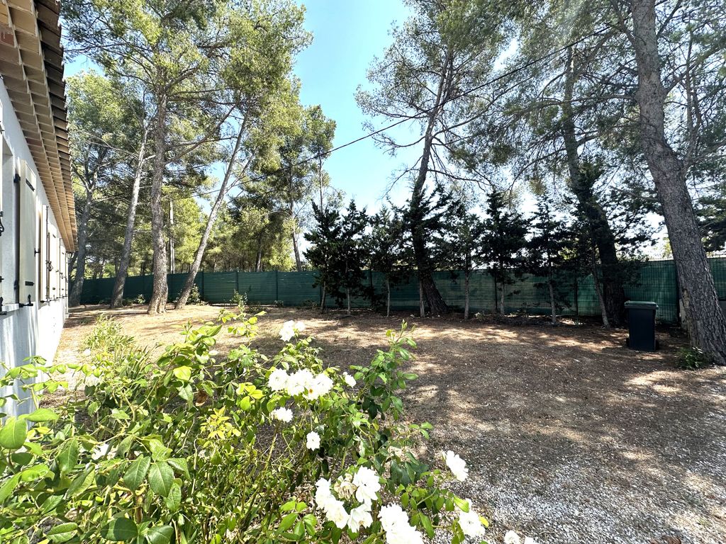 Achat maison à vendre 5 chambres 125 m² - Sanary-sur-Mer