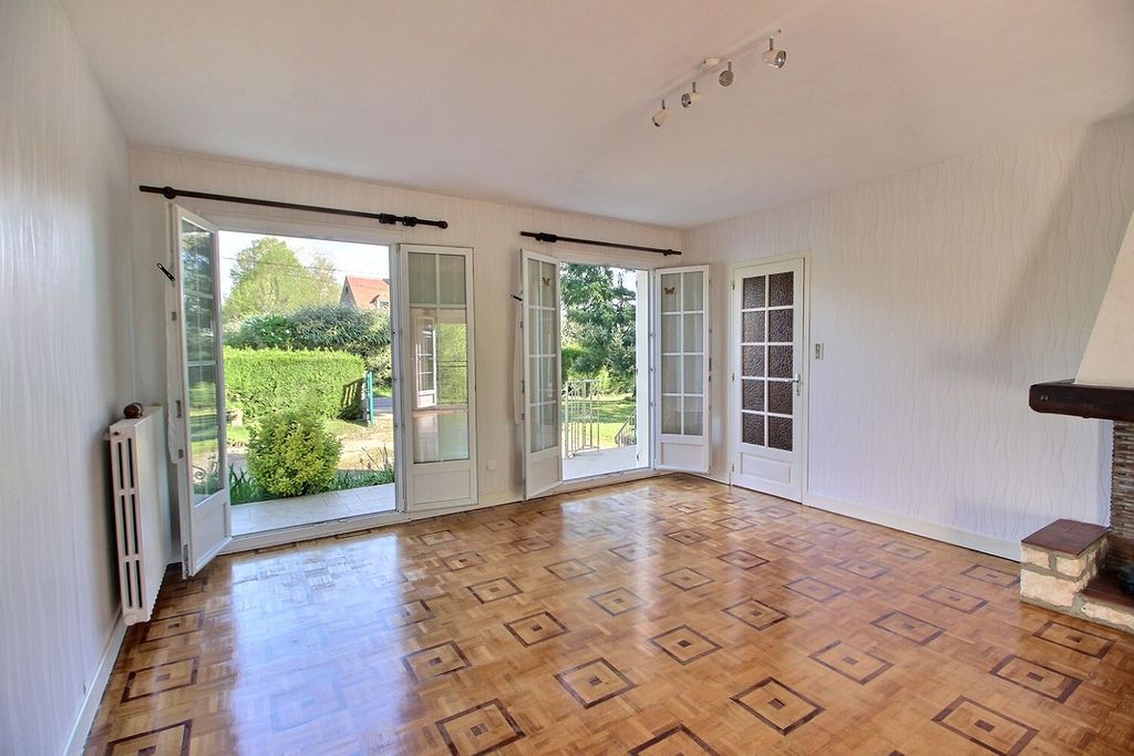 Achat maison à vendre 4 chambres 126 m² - Arces-Dilo