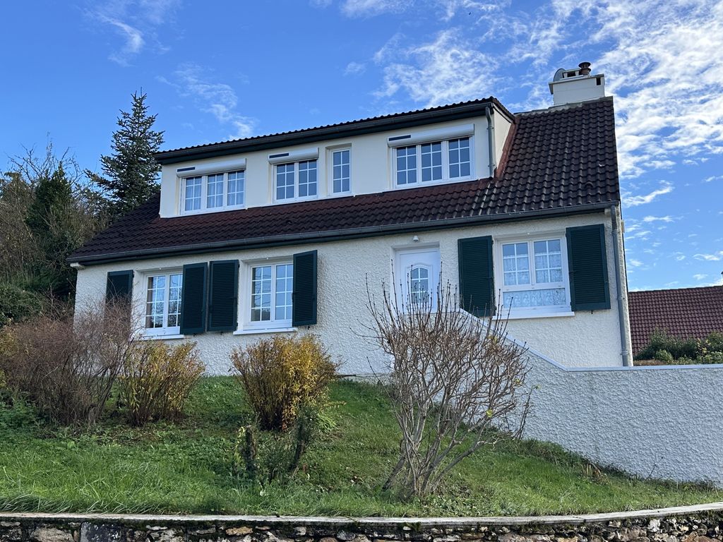 Achat maison à vendre 4 chambres 121 m² - Vaux-le-Pénil